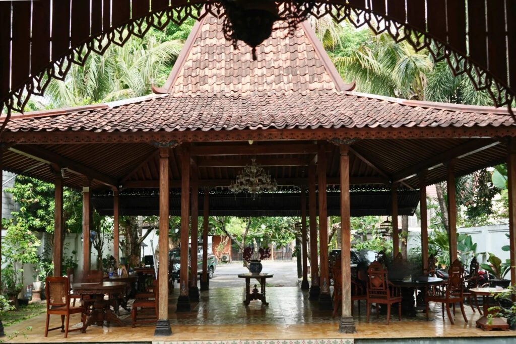 Hotel keluarga Jogja The Mangkoro Hotel